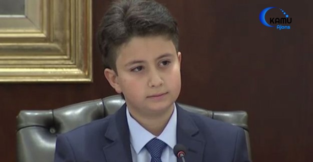 Başbakan Yıldırım ve Bakanlar Koltuklarını Çocuklara Devretti