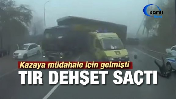 Kaza İçin Gelen Ambulansa TIR Çarptı