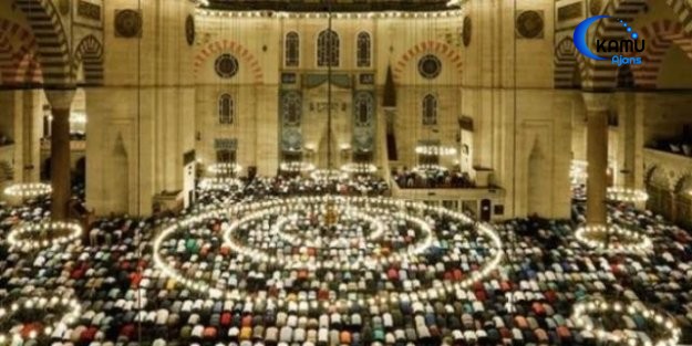 Kadir Gecesi'nde 38 Bin 690 Cami Sabaha Kadar Açık