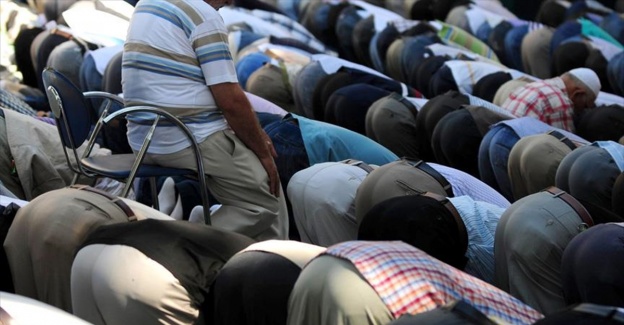 Diyanetten "Taburede Namaz" Uyarısı