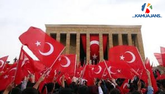 Gençliğimizin Hayat Felsefesi Milli Ve Manevi Değerler Olmalı