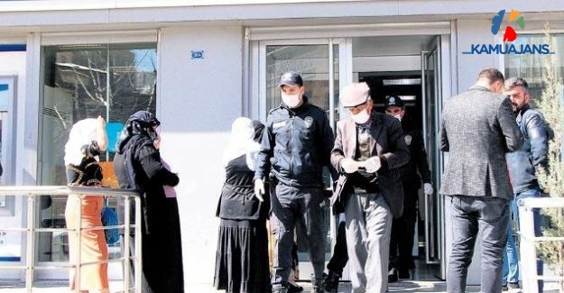 Altı İlimizde 65 Yaş Üzerine Sokağa Çıkma Kısıtlaması Getirildi