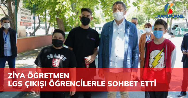 Bakan Selçuk, LGS Çıkışı Öğrencilerle Bir Araya Geldi