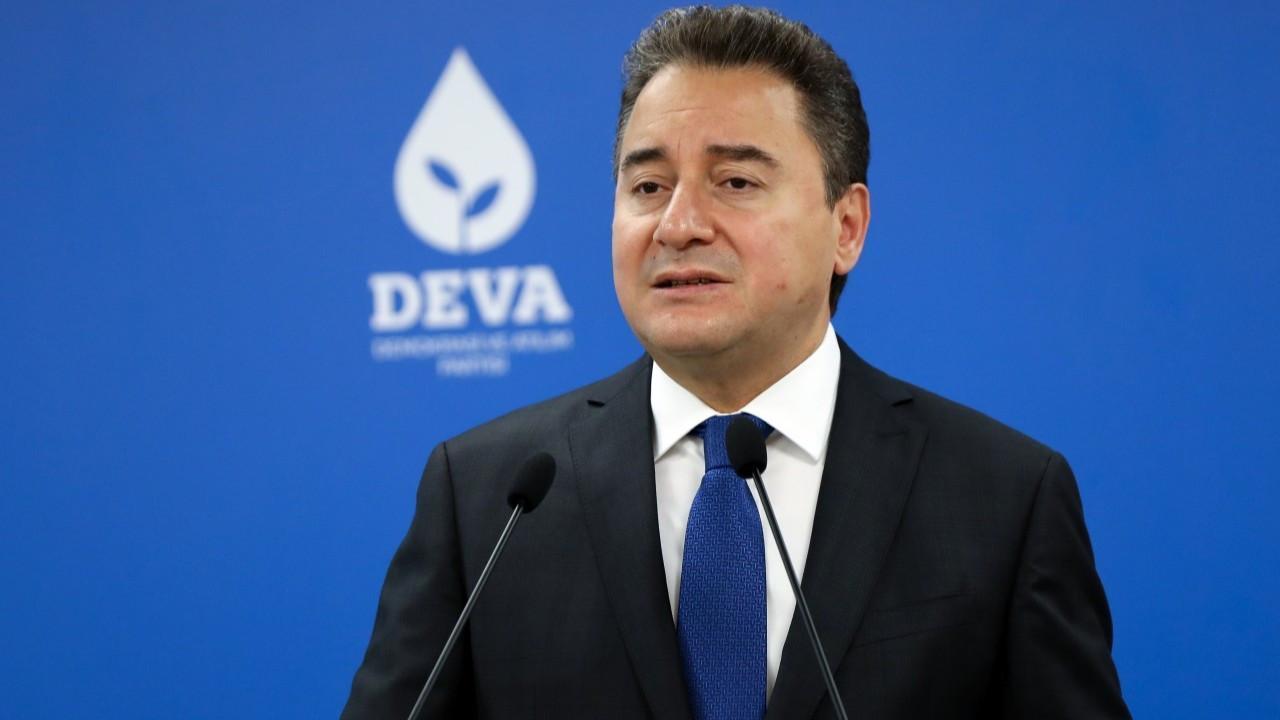 Babacan: Faizi Merkez Bankası düşürmüyor, Erdoğan talimat veriyor