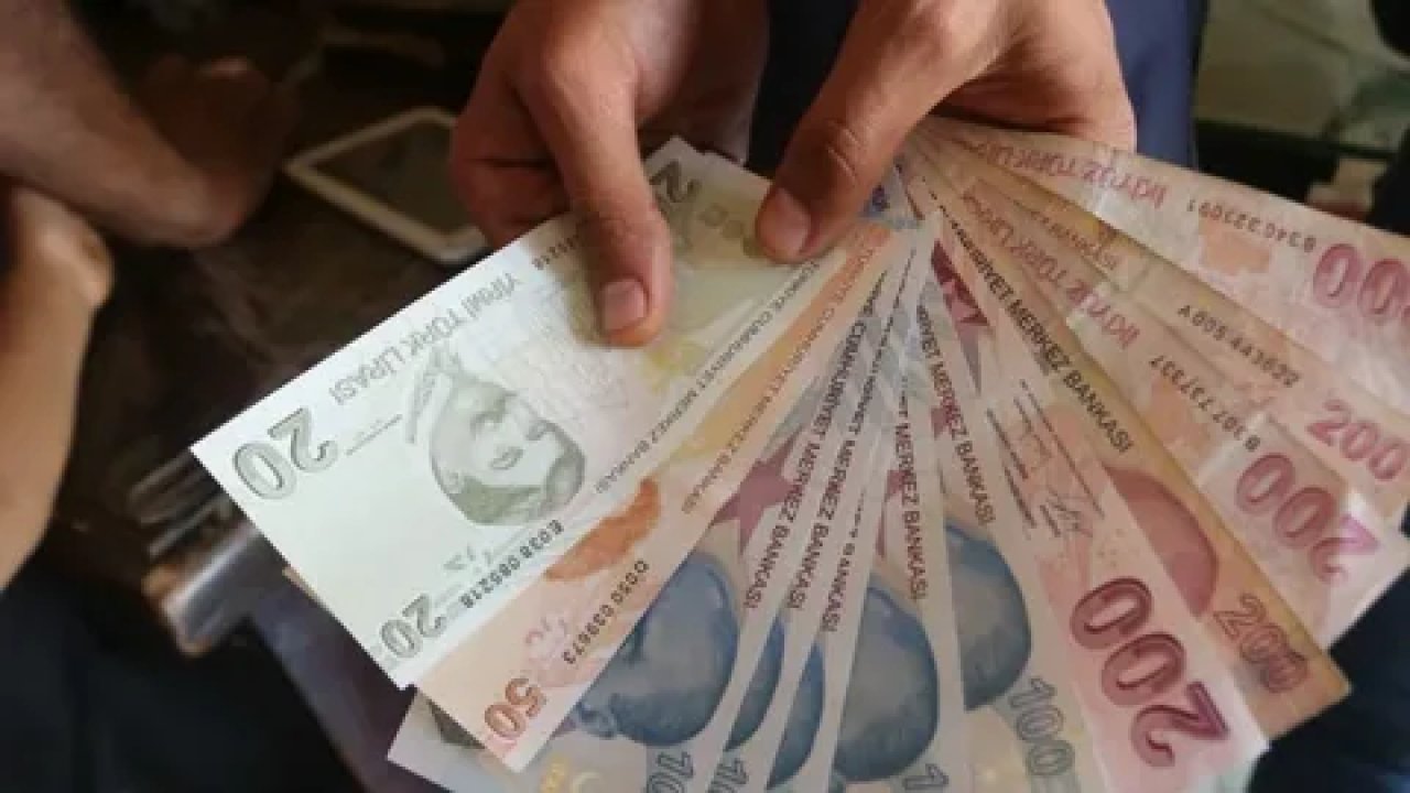 2025 asgari ücret sonrası memur ve emekli maaş zammı beklentileri…