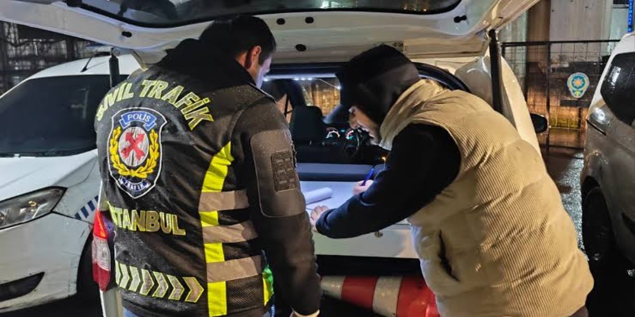 Büyük ceza geliyor, trafikte kavga için aracından inenin vay haline