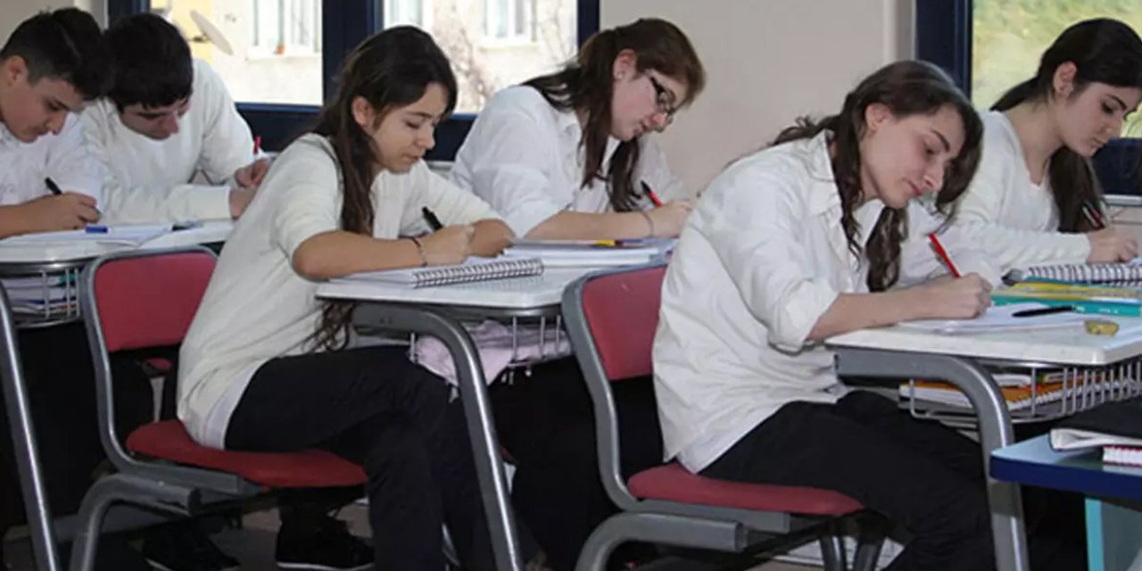 Devamsızlık yapan lise öğrencileri ortak sınavlara alınmayacak