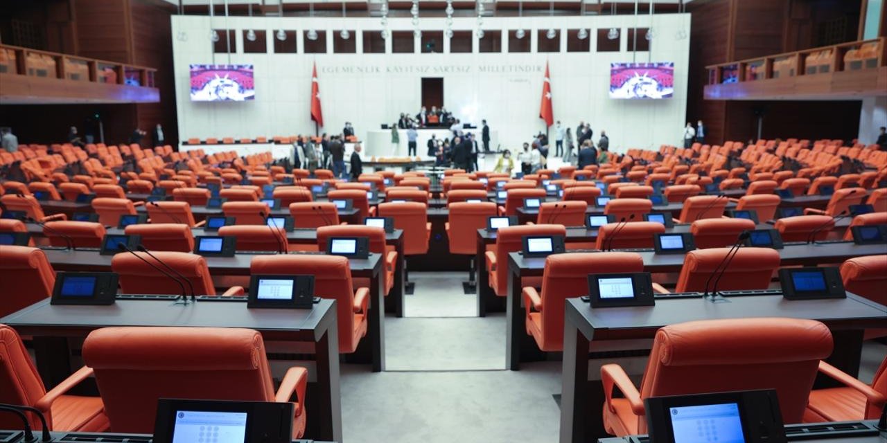Taşerona Son Dakika Kadro Fırsatı: 3 Farklı Grupta 100 Bin İşçi Kapsama Alındı