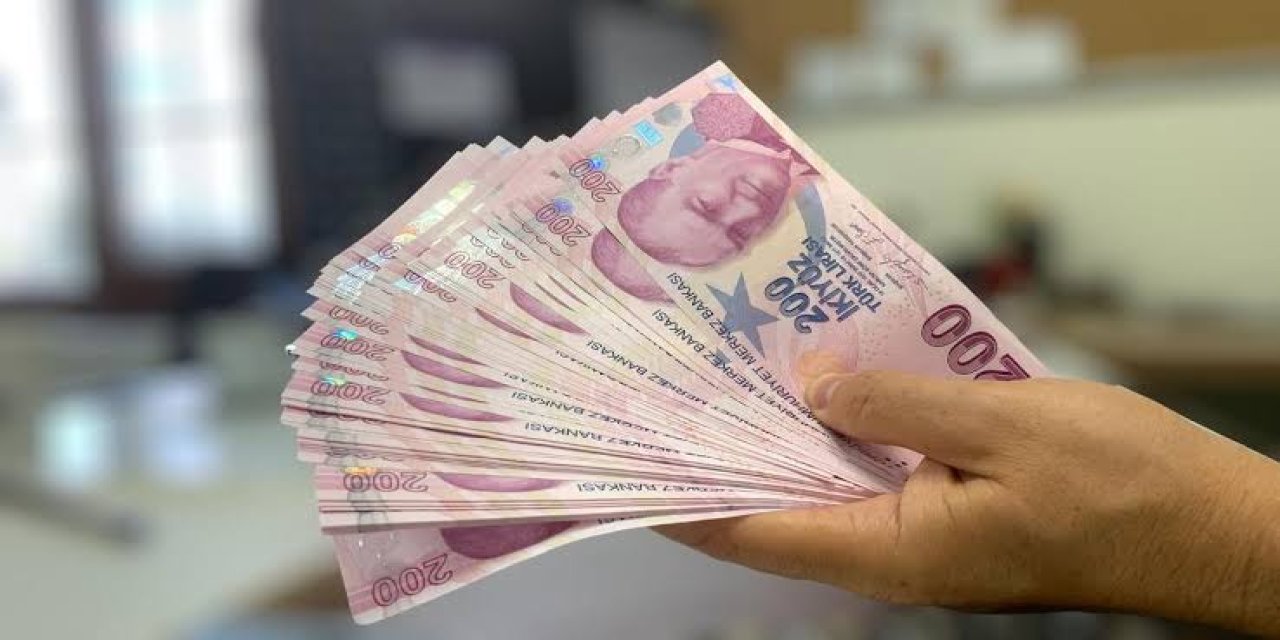 Kamu İşçisi Zammında Hükümetten İlk Teklif Belli Oldu