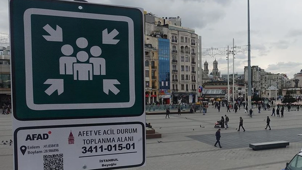 İstanbul'da yaşanacak deprem için acil toplanma alanları açıklandı