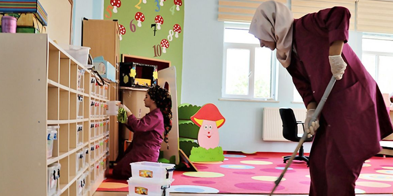 Okulların Temizlik Görevlilerinin 20 Haziran'da Görevleri Sona Erecek
