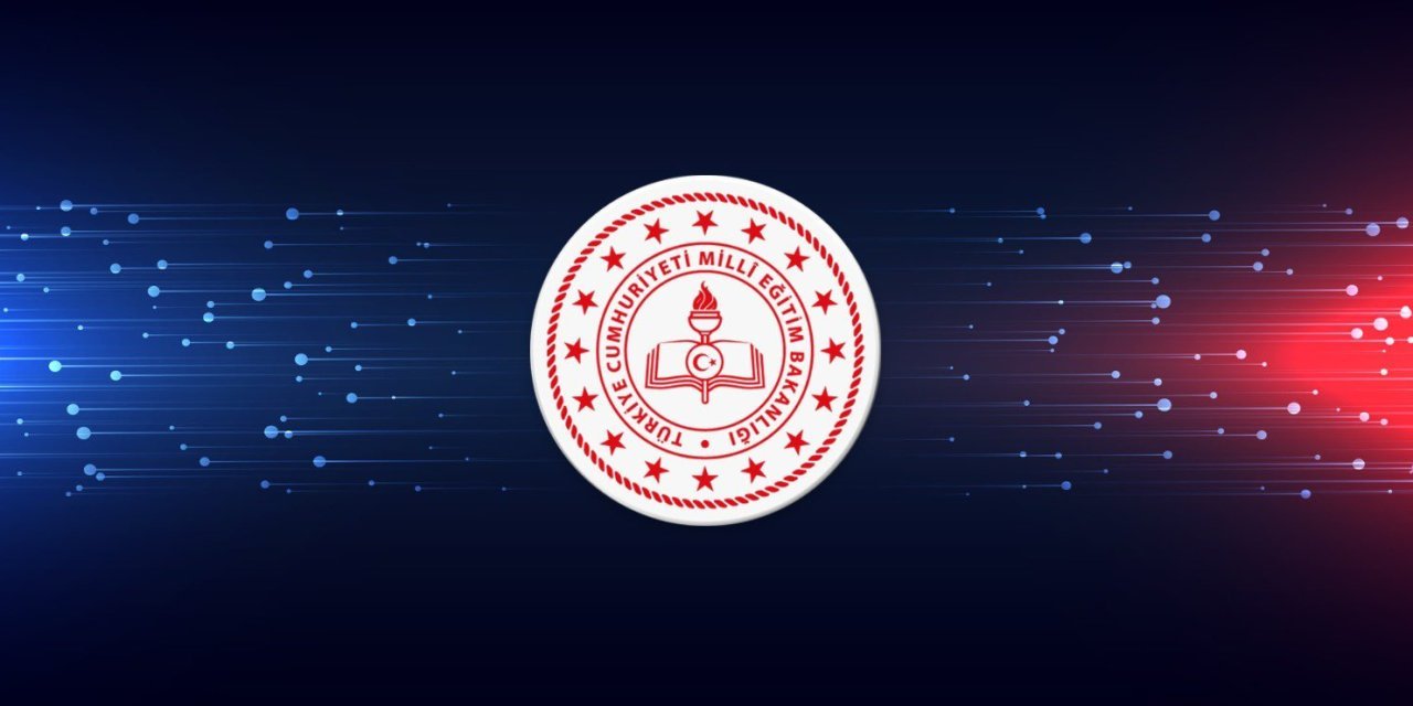 Okullarda Yeni Sistem: Devamsızlık ve Notlar Tek Tuşla Takip Edilecek!