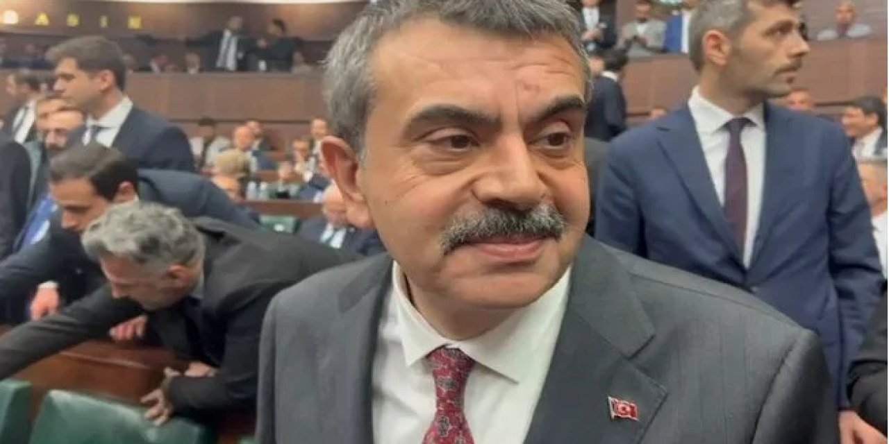 Liselerde Eğitim Süresi Kısalıyor mu? Bakan Tekin'den Önemli Açıklama!