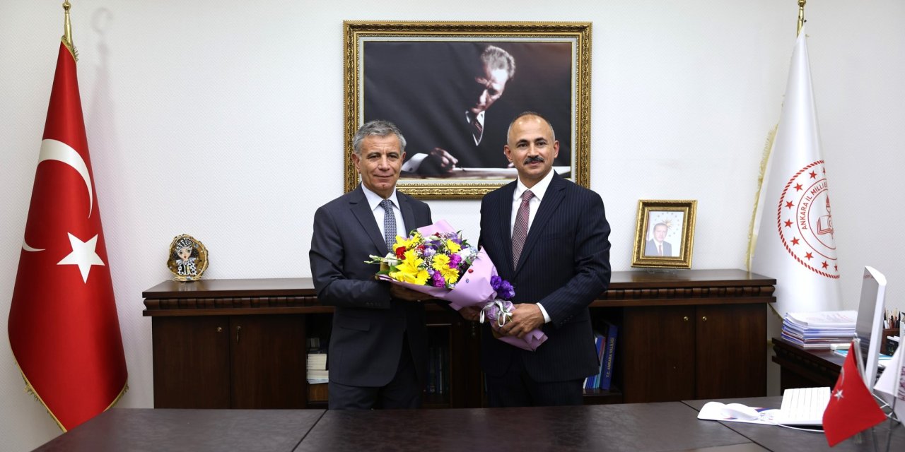 İl Milli Eğitim Müdürlüğünde Görev Değişimi