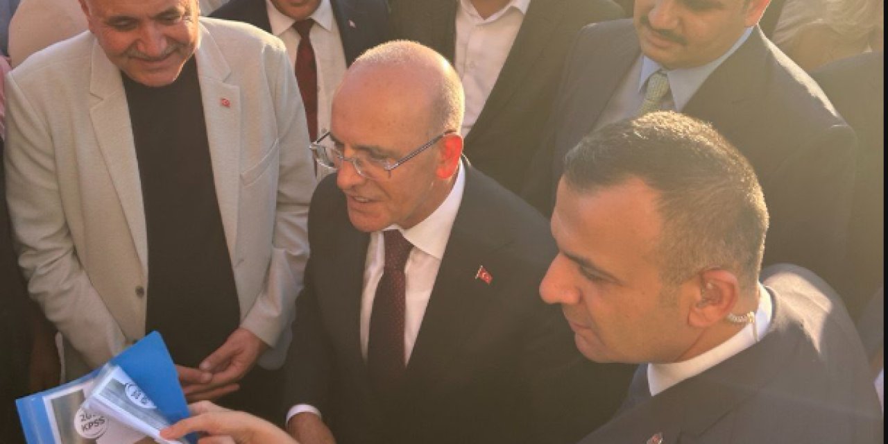 Ek Atama Bekleyen Öğretmenler, Maliye Bakanı Mehmet Şimşek ile Görüştü
