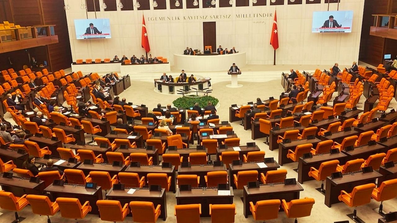 Çalışma Hayatı ve Emeklilikte Yeni Dönem: İşte Milyonları İlgilendiren Köklü Değişiklikler!