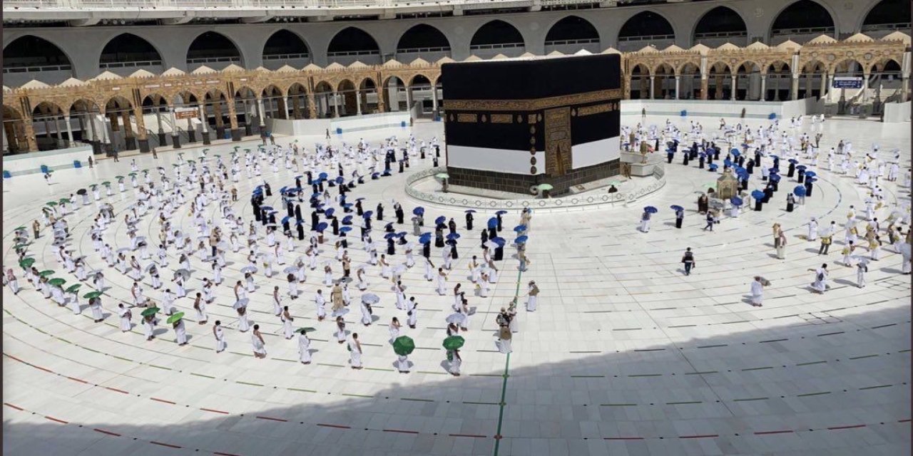 Öğretmenler ve Öğrenciler  İçin  Ara Tatil ve Yarı Yılda Diyanet'den Umre Programı