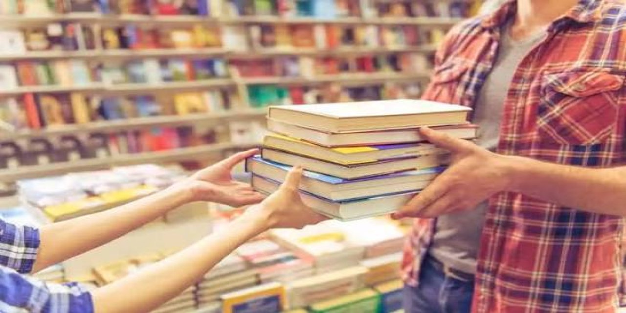 Maarif  Modeli  Etiketiyle Raflara Çıkan Özel Yayınevi Kitaplarında Uyumsuzluk  Ortaya Çıktı