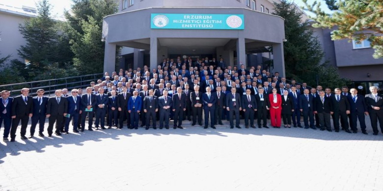 Bakan Yusuf Tekin Erzurum'da İlçe Milli Eğitim Müdürleri Toplantısında Önemli Açıklamalarda Bulundu