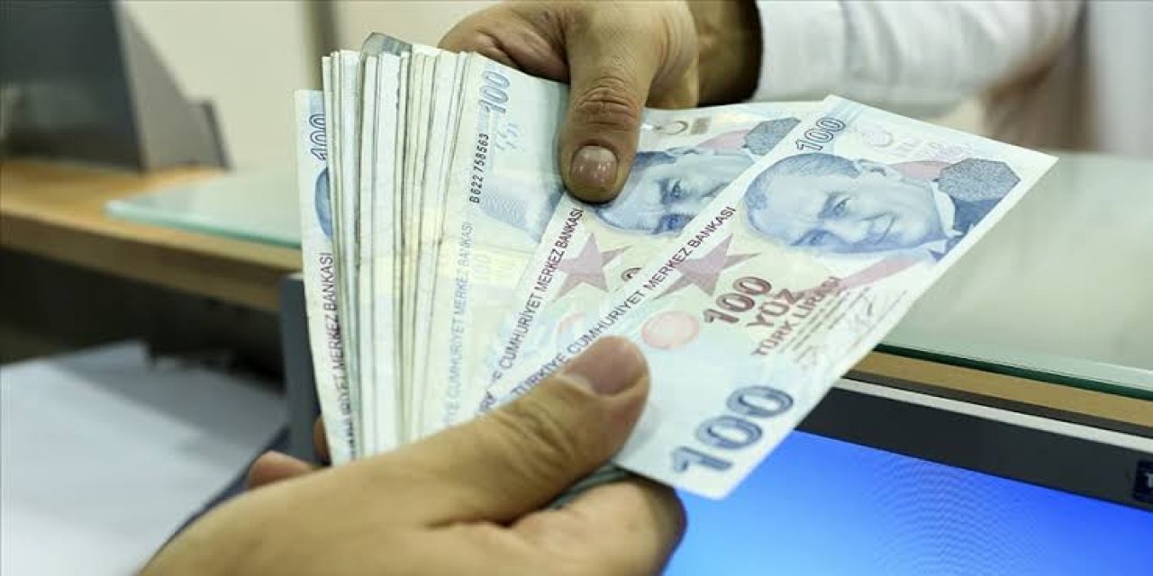 Memurların Eksik Ödenen İkramiyeleri Hesaplarına Yatırılacak