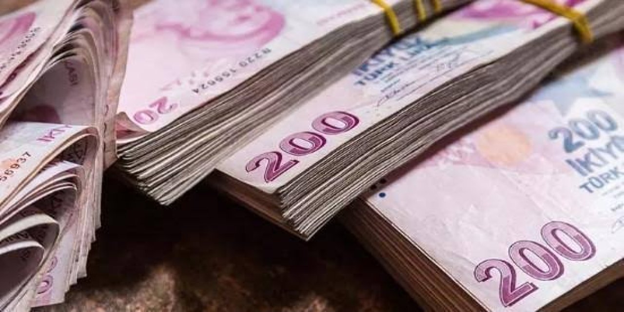Kredi Borcunu Ödemeyen Memurlara Kınama Veya Maaştan Kesinti Cezası