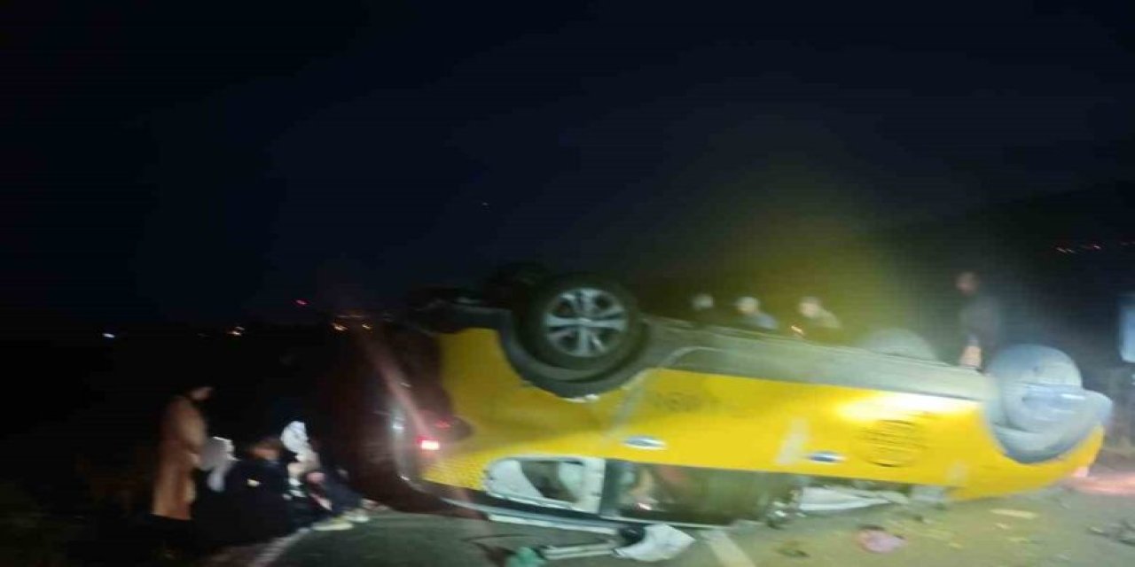 Öğretmenlerin İçinde Bulunduğu Taksi Takla Attı: 7 Kişi Yaralandı