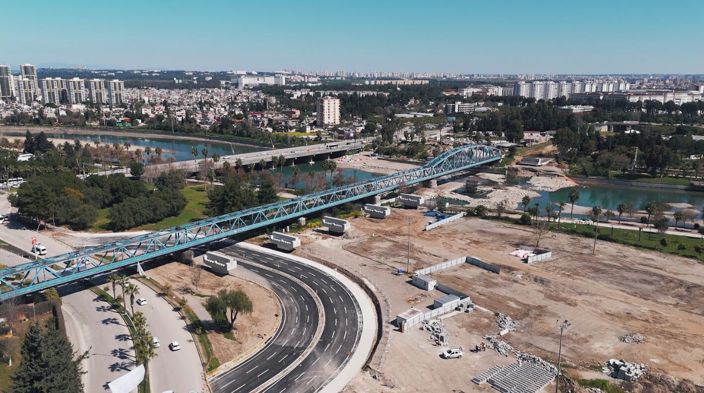 13 Viyadük, 1 Tünel, 8 Kavşak: Adana–Mersin Projesinde Sona Yaklaşılıyor…