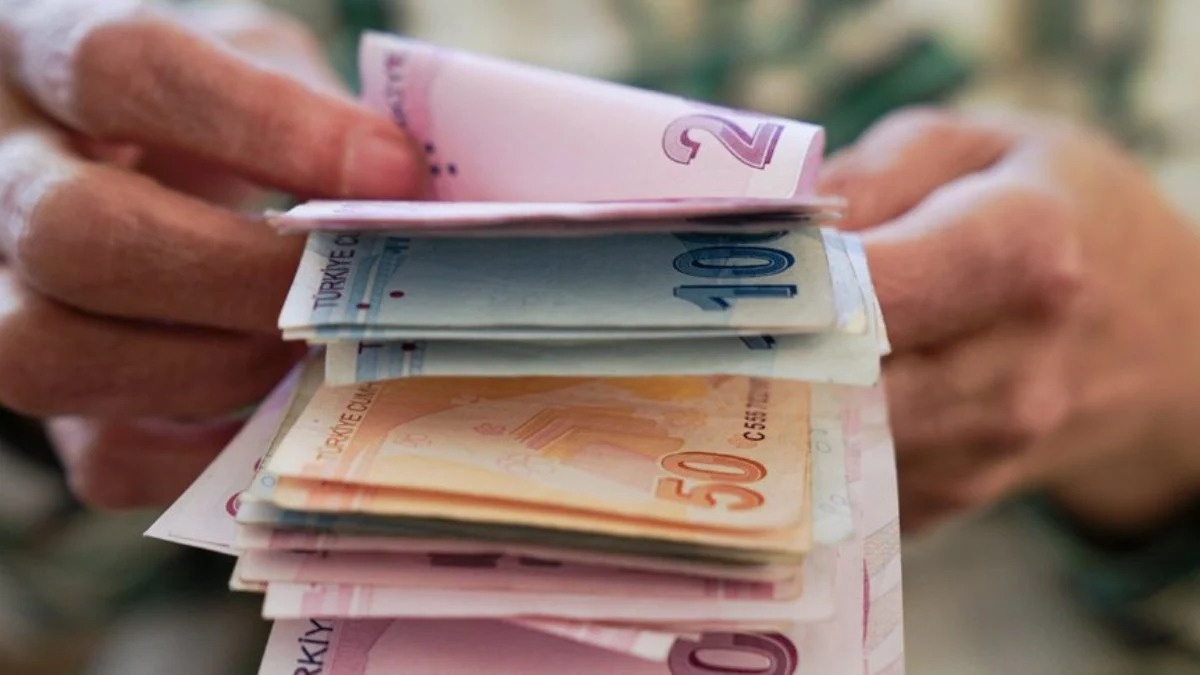 Memur ve Emekli Zammında Kritik Rakamlar Ortaya Çıktı! %16,88 ZAM MASADA!