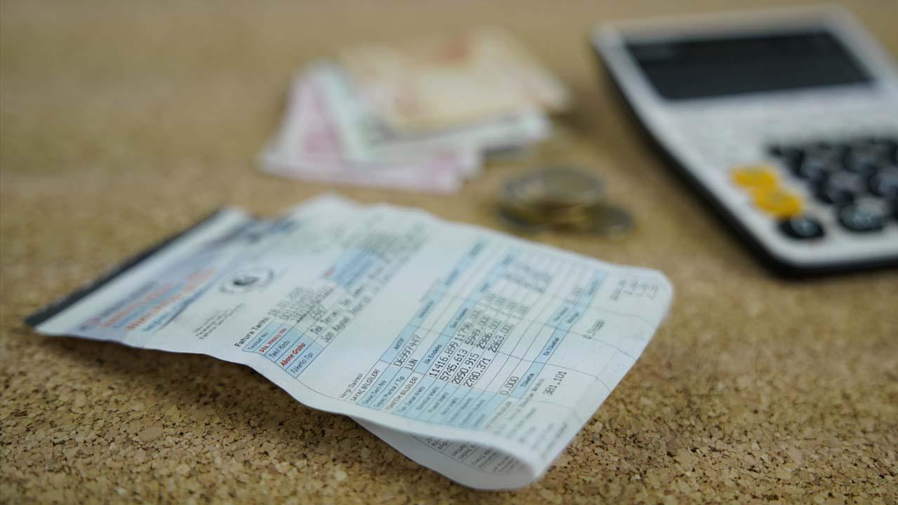 Uzmanlar Kademeli tarifede elektrik faturasını düşürmenin yollarını açıkladı