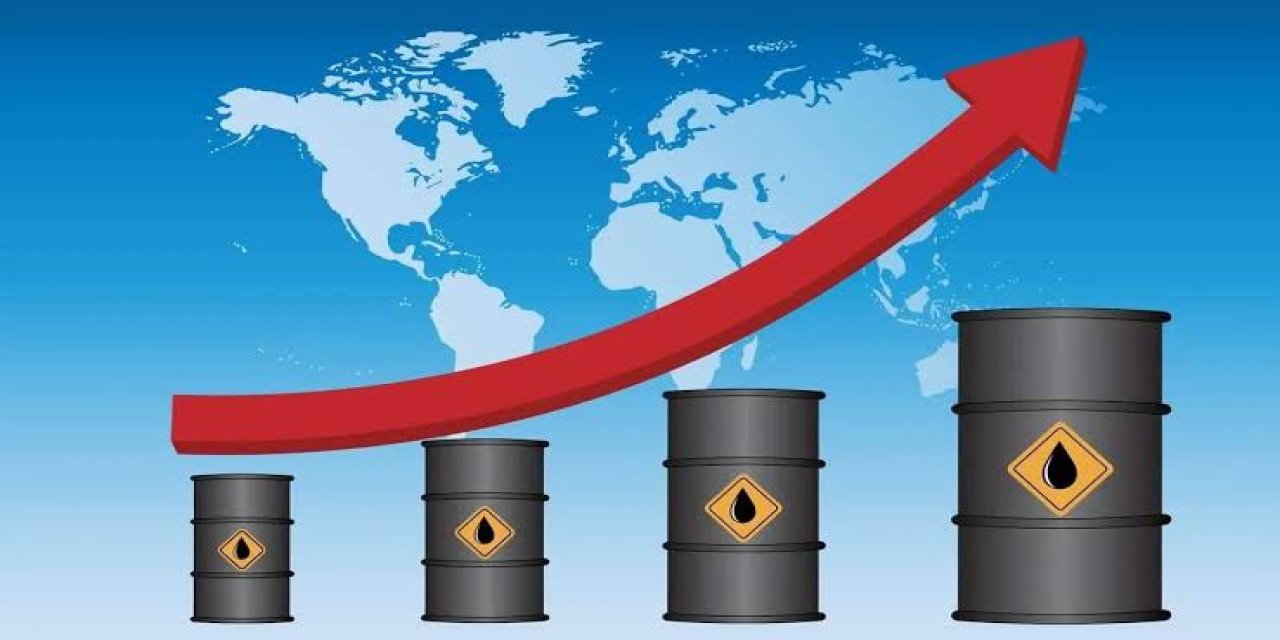 İran Hürmüz Boğazını Kapattı, Akaryakıt Fiyatlarında Artış Bekleniyor