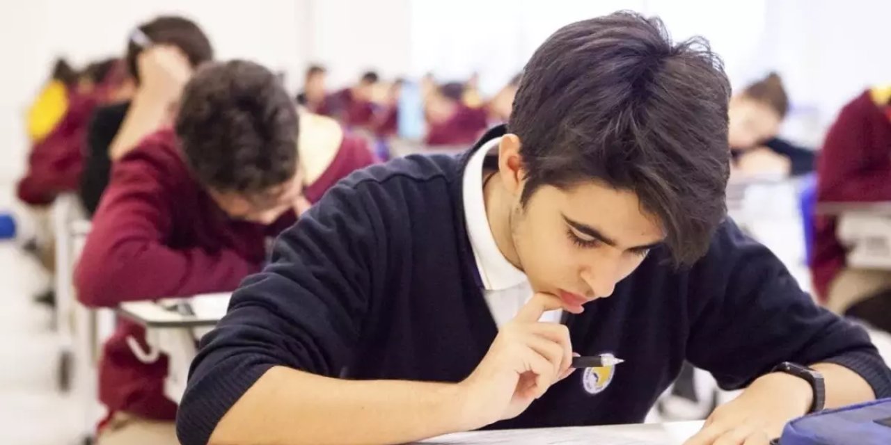 Lise Eğitimi Kısalıyor; Üniversiteye Başlama Yaşı 15 olacak