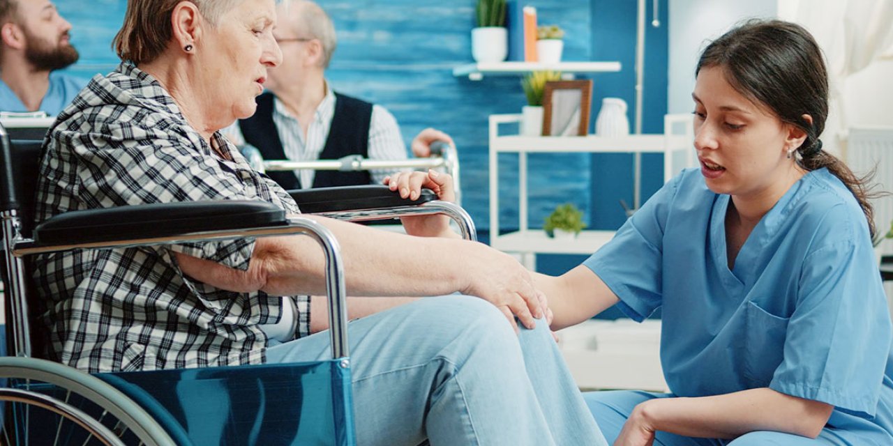 KPSS Şartı Yok; Huzurevlerine Binlerce Personel Alınacak