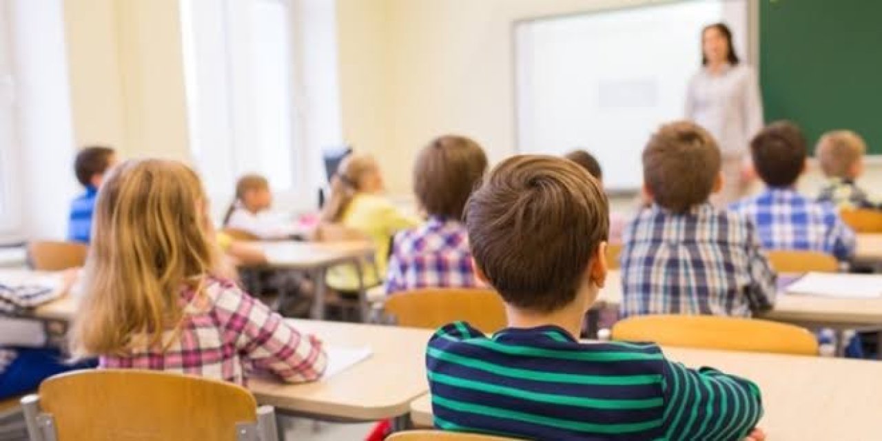 Sahta Diplomalı Öğretmene Hapis Cezası