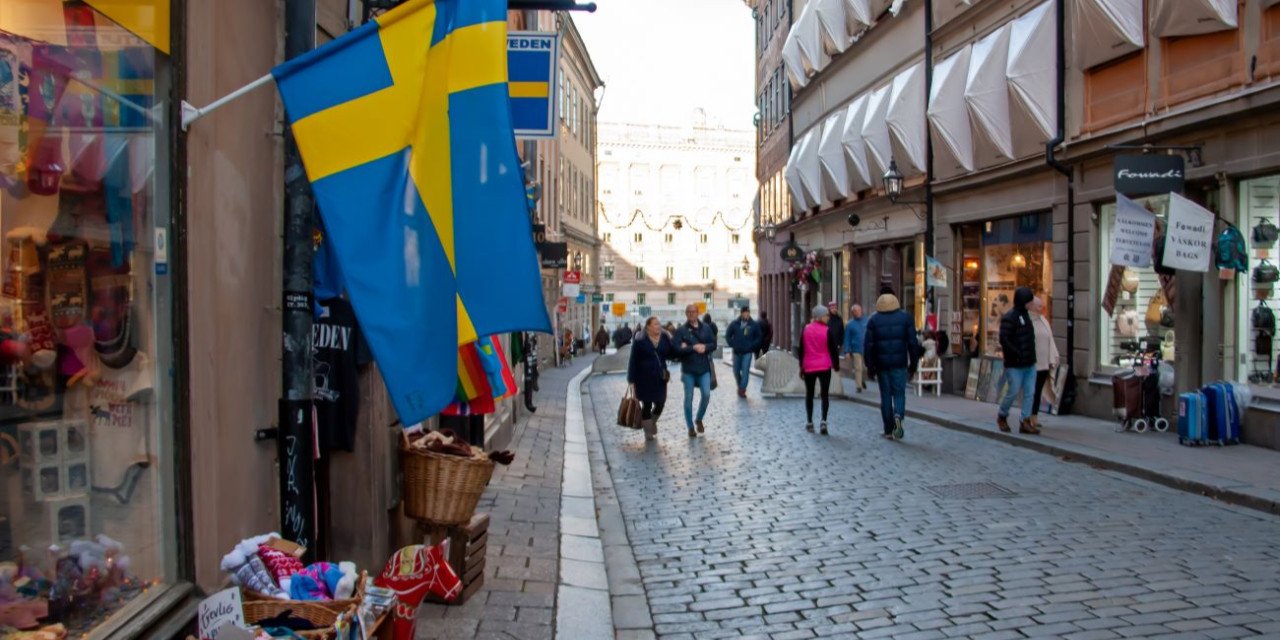İsveç Binlerce Türk Vatandaşının Oturum İznini İptal Etmeye Hazırlanıyor