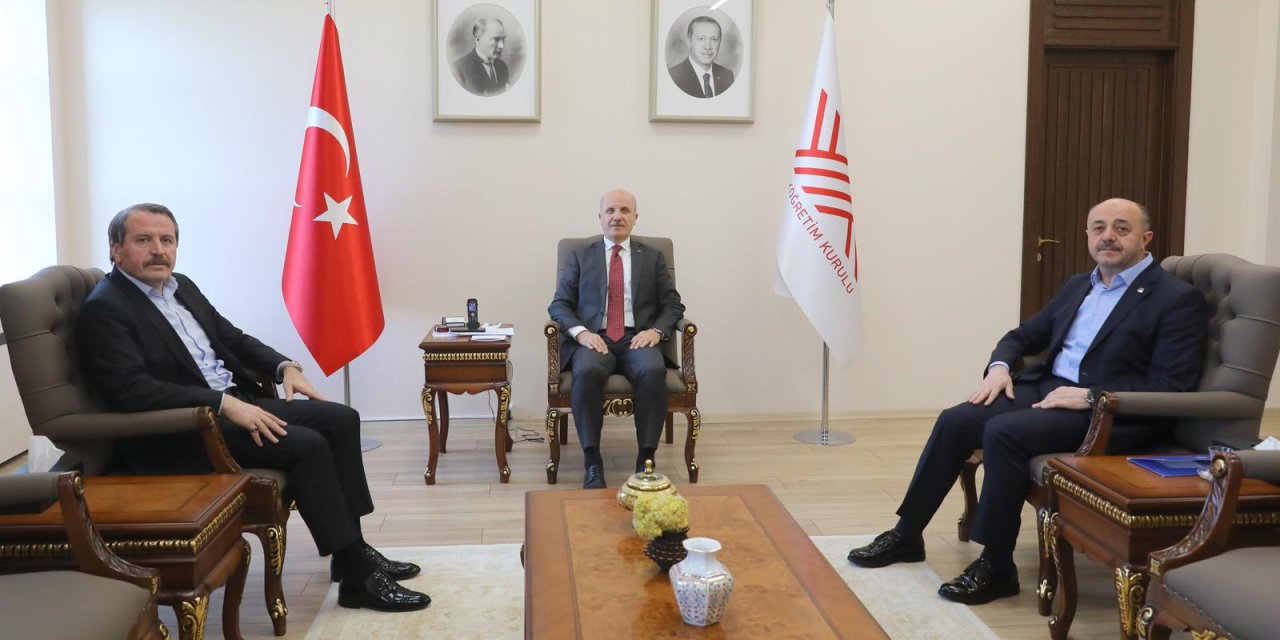 Eğitim-Bir-Sen’den YÖK’e Çıkartma: Akademik Zam ve İdari Personel Hakları Masada