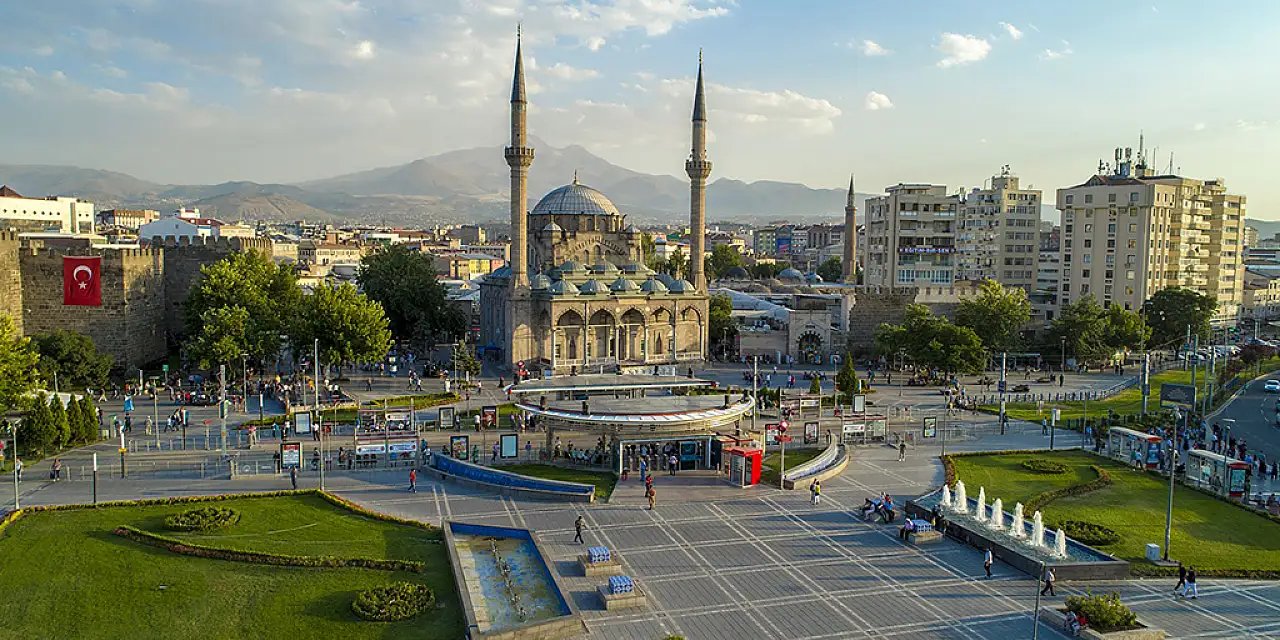 Kayseri’ye Çifte Gurur: 2029 Dünya Spor Başkenti ve 2027 Türk Dünyası Kültür Başkenti Seçildi!