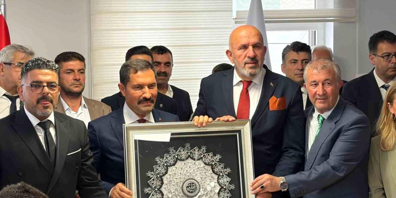 Hatay Valisi Masatlı Yılın Valisi Seçildi