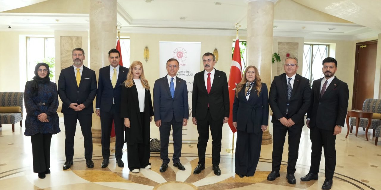 Bakan Tekin'den Büyükelçilik Ziyareti