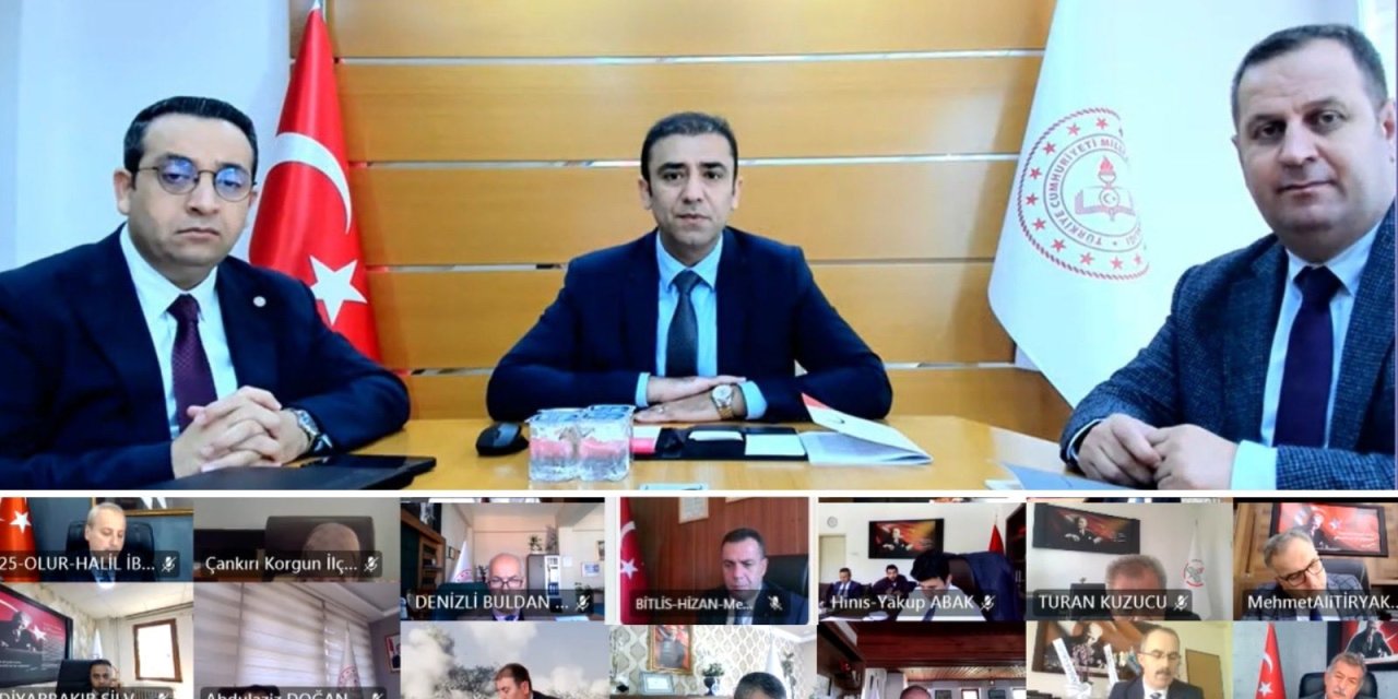 İlçe milli eğitim müdürleri ile OYSS tanıtım toplantısı yapıldı