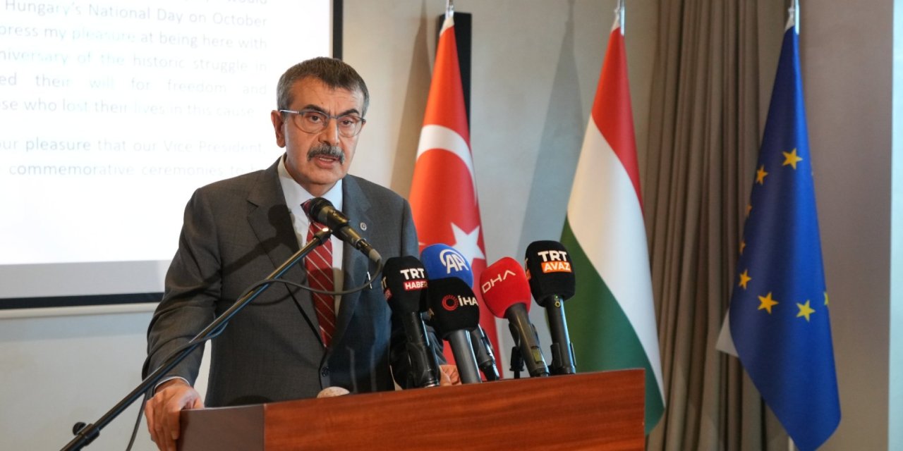 BAKAN TEKİN, MACARİSTAN MİLLÎ GÜNÜ RESEPSİYONUNA KATILDI