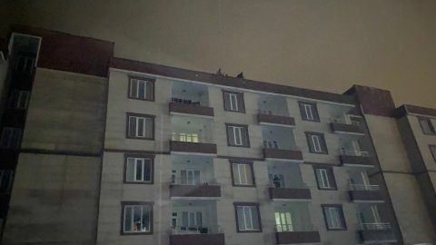 Apart elektrik faturasını ödemedi, öğrenciler karanlıkta kaldı