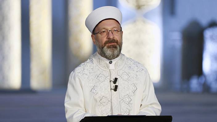 Umre turları resmen başlıyor Diyanet İşleri Başkanı Ali Erbaş tarih verdi