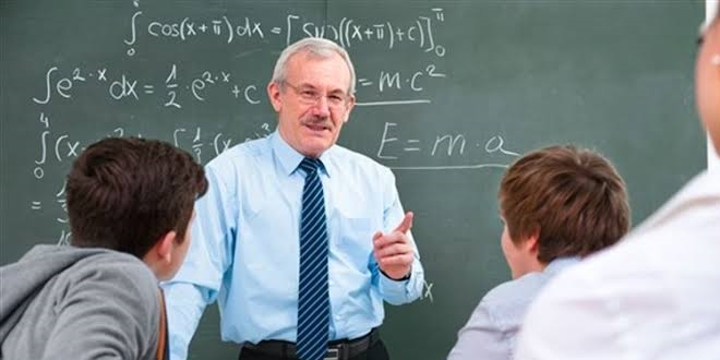 Öğretmenler yaz tatili yapamayacak
