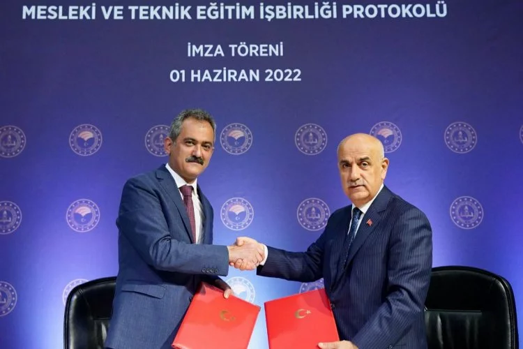 İki bakanlık mesleki ve teknik eğitimde iş birliği yapacak