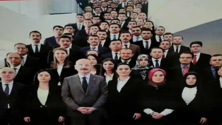 KPSS skandalının başrolündeki Yediiklim'in afişlerinden Süleyman Soylu çıktı
