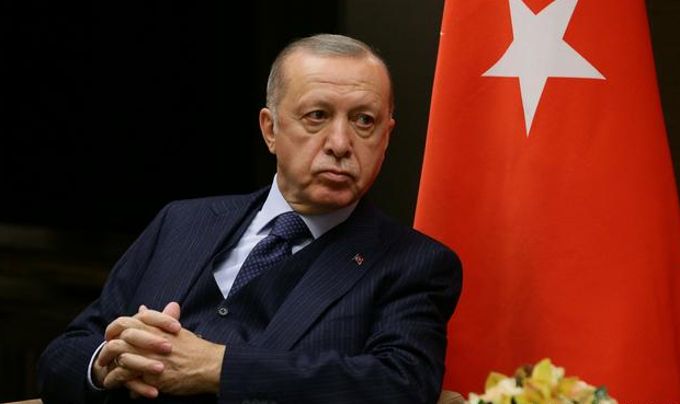 Türkiye'nin en büyük üniversite kütüphanesi açıldı