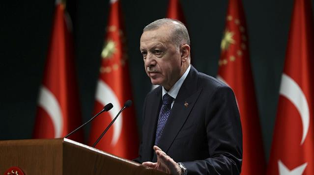 Cumhurbaşkanı Erdoğan'dan kabine sonrası kritik mesajlar