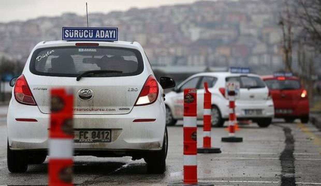 Ehliyet eğitiminde değişiklik: Karar Resmi Gazete'de yayımlandı