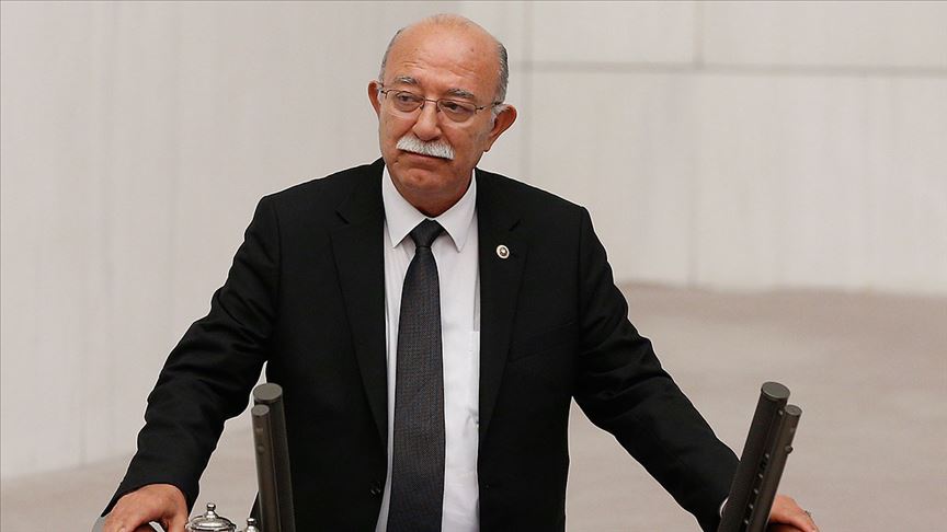 İsmail Koncuk: Milli Eğitim Bakanı olmak, kafasına göre atama yapma hakkını kendisine veriyor mu?