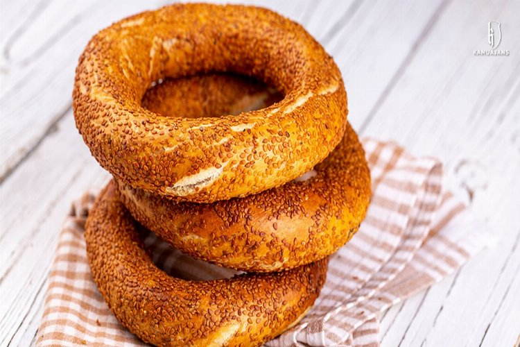 Yeni yılda simit fiyatına düşünülen zam şoke etti!